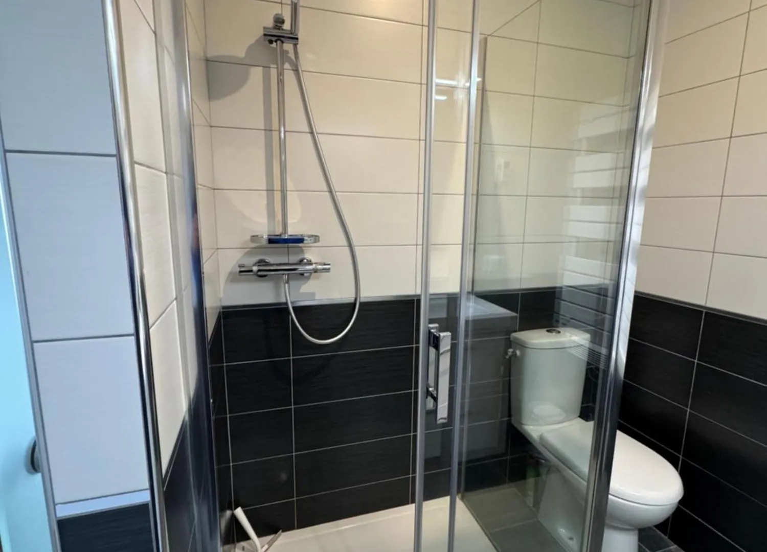 Appartement Le Madargue Idealement Place Chatel-Guyon Apartment